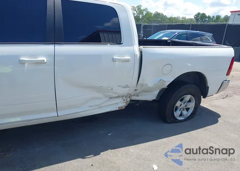 2019 Ram 1500 Classic Slt 4X2 6'4 Box z USA, uszkodzony, nr VIN 1C6RR6TT9KS562192